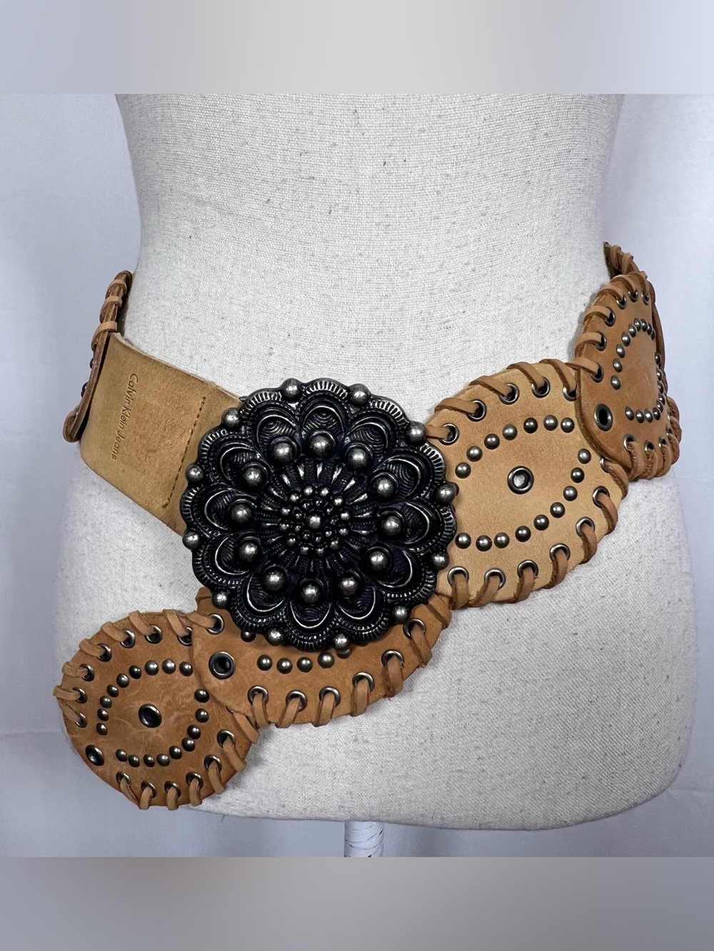Calvin Klein Tan Leather Belt Ornate Black Concho Buckle Size Small Boho